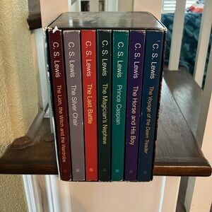 The Chronicles of Narnia Series by C.S. Lewis - 7-Book Boxed Set